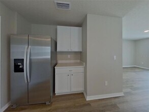 10734 Hidden Banks Gln in Parrish, FL - Building Photo - Building Photo