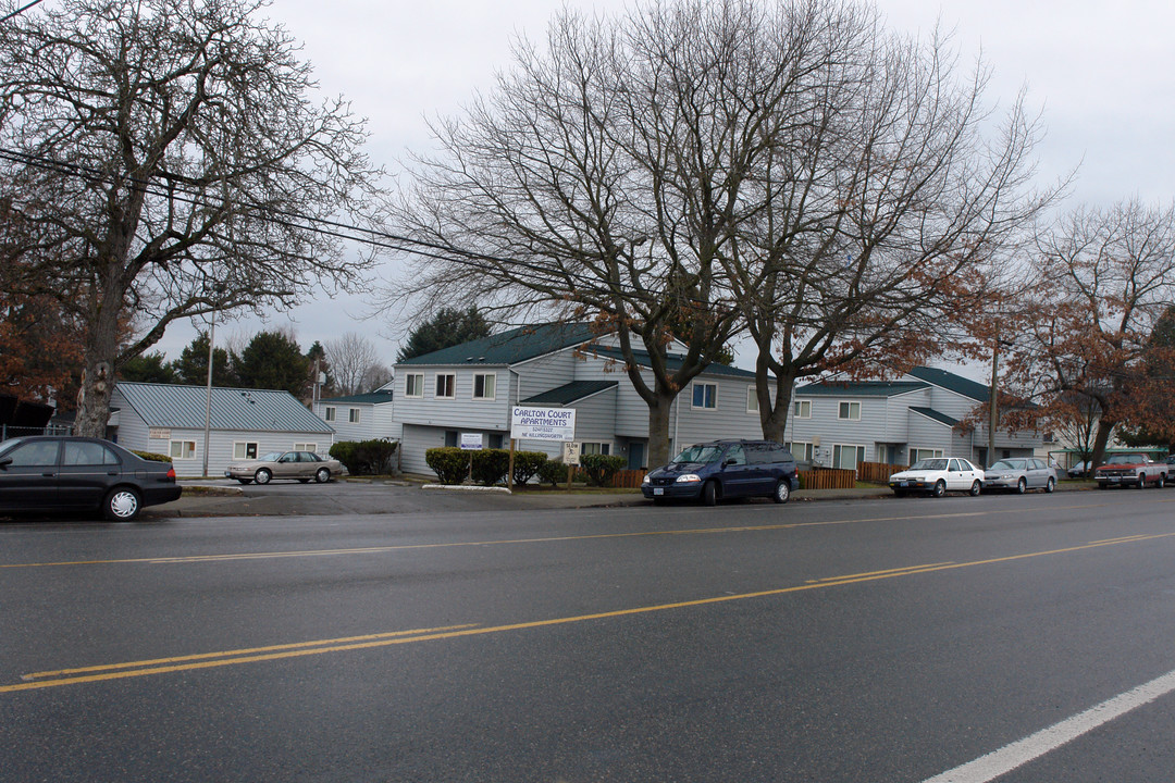 Carlton Court in Portland, OR - Foto de edificio