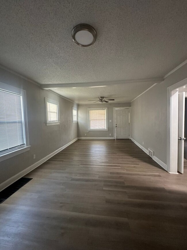 5810 Park Ave in Kansas City, MO - Building Photo - Building Photo