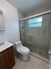 2941 SW 36th Ave in Miami, FL - Building Photo - Building Photo