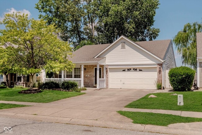 9241 Crossing Dr in Fishers, IN - Building Photo - Building Photo