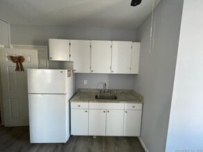 358 Grand St in Bridgeport, CT - Building Photo - Building Photo