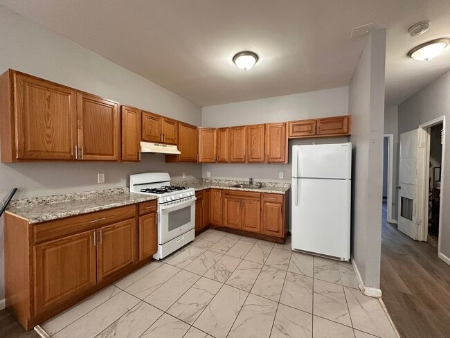 286 MARTIN LUTHER KING JR Dr in Jersey City, NJ - Building Photo - Building Photo