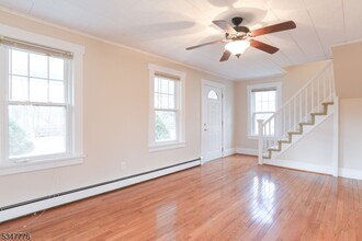 373 W Crescent Ave in Allendale, NJ - Building Photo - Building Photo