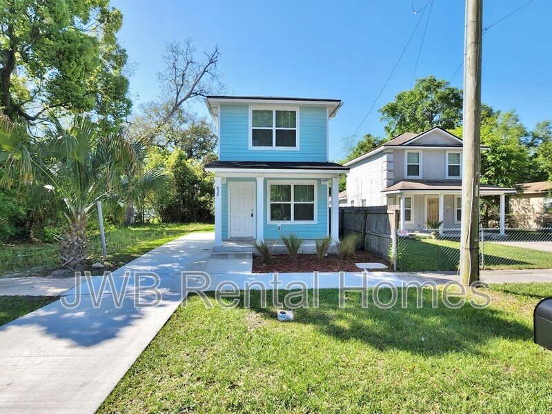 636 Pippin St in Jacksonville, FL - Building Photo
