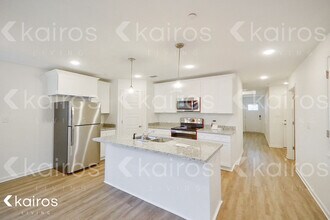 11450 Camden Ct Cir in Gulfport, MS - Building Photo - Building Photo