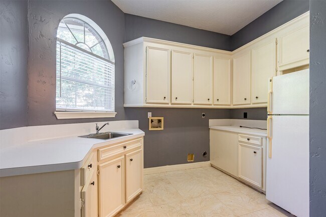 11826 Primwood Dr in Houston, TX - Building Photo - Building Photo