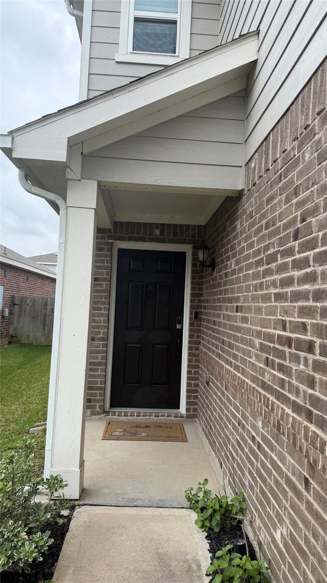 property at 25307 Queens Causeway Ln