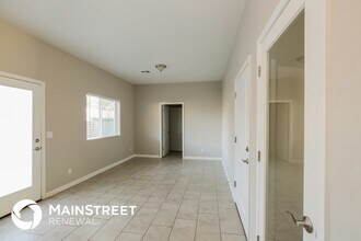 2000 N 36th St in Phoenix, AZ - Foto de edificio - Building Photo