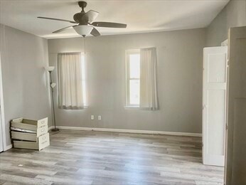 364 Ashley Blvd-Unit -2east in New Bedford, MA - Building Photo - Building Photo