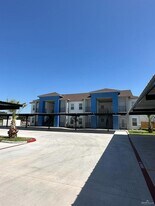 6 Sylvia Handy Dr in Elsa, TX - Building Photo