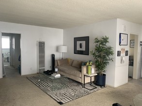 8538 Colgate Ave in Los Angeles, CA - Building Photo - Interior Photo