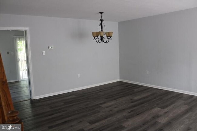 7313 Stream Way in West Springfield, VA - Building Photo - Building Photo