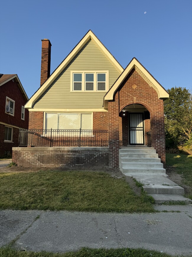 property at 5741 Lakewood St