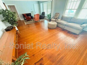 3308 Upperline St in New Orleans, LA - Building Photo - Building Photo