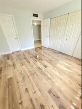7130 NW 179th St in Hialeah, FL - Building Photo - Building Photo
