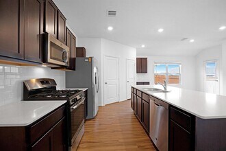 21409 Resource Rd in Pflugerville, TX - Building Photo - Building Photo