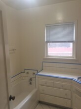 426 Highland Dr in Bakersfield, CA - Building Photo - Building Photo