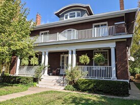 314 Garrard St, Unit APT2A in Covington, KY - Building Photo