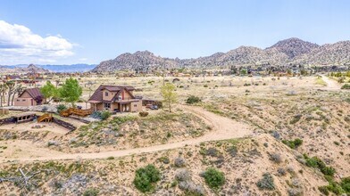 5031 Tom Mix Rd in Pioneertown, CA - Building Photo - Building Photo