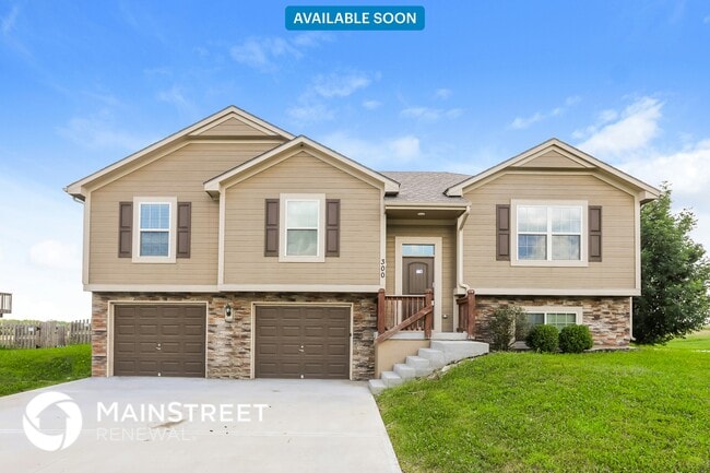 property at 300 Golfview Dr