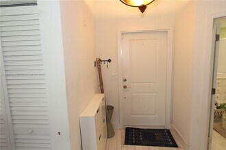6131 Manchester Ln in Davie, FL - Building Photo - Building Photo