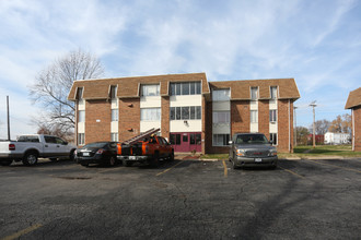 Garden Apartments in St. Louis, MO - Foto de edificio - Building Photo