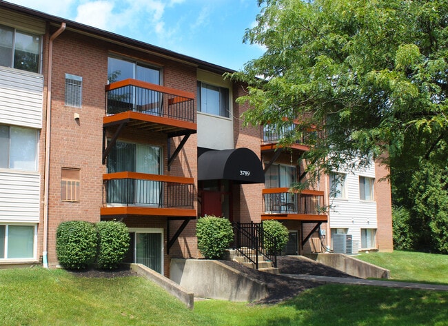 Fox Run Apartments
