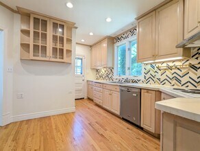 313 Ridge Rd in Kenilworth, IL - Building Photo - Building Photo