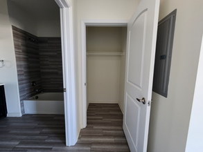 510 Hamilton St in Somerset, NJ - Building Photo - Building Photo