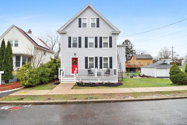 42 Antonio Ave, Unit 2nd Floor in Meriden, CT - Building Photo - Building Photo