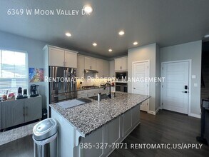 6349 W Moon Vly Dr in South Jordan, UT - Building Photo - Building Photo