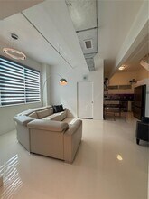 3180 SW 22nd Terrace in Miami, FL - Building Photo - Building Photo