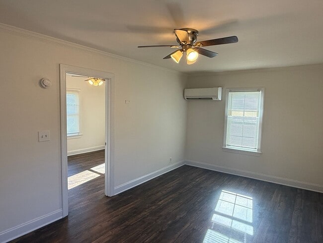 2203 Highland St in Charlotte, NC - Building Photo - Building Photo