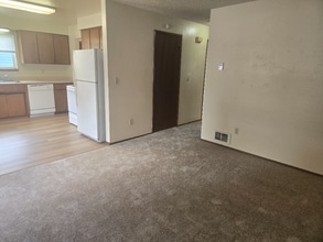 404 E Burke Ave in Arlington, WA - Building Photo - Building Photo