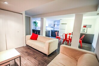 1148 Woodroffe Ave in Ottawa, ON - Building Photo - Building Photo