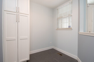 2810 Vernal Ln in Naperville, IL - Building Photo - Building Photo