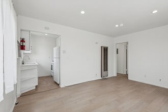 2515 Wabash Ave, Unit #2 in Los Angeles, CA - Foto de edificio - Building Photo