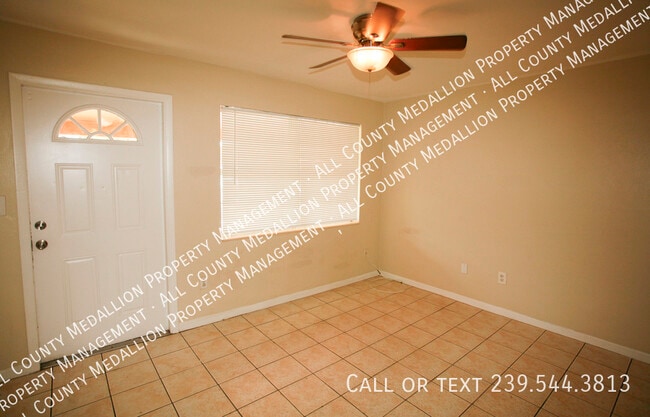 1898 Hanson St in Ft. Myers, FL - Building Photo - Building Photo