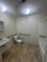 1416 Robin St in Auburndale, FL - Building Photo - Building Photo