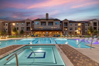 Alders Prosper 55+ Active Adult Luxury Living in Prosper, TX - Foto de edificio - Building Photo