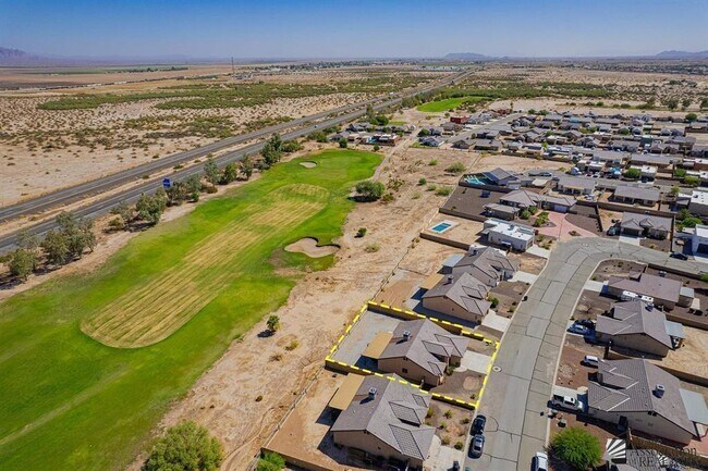 27266 Mesquite Ave in Wellton, AZ - Building Photo - Building Photo