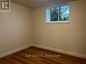 141 Humboldt Pkwy in Port Colborne, ON - Building Photo - Building Photo