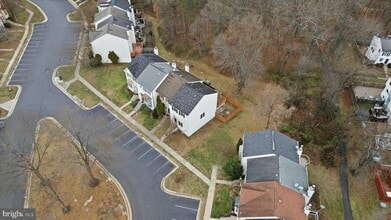5927 Wild Brook Ct in Centreville, VA - Building Photo - Building Photo