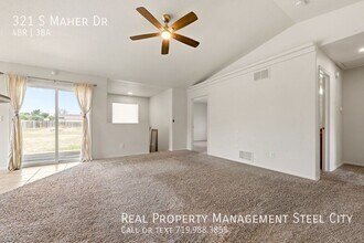 321 S Maher Dr in Pueblo West, CO - Building Photo - Building Photo