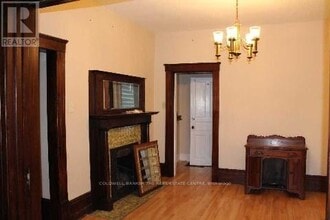 450 Botsford St in Newmarket, ON - Building Photo - Building Photo