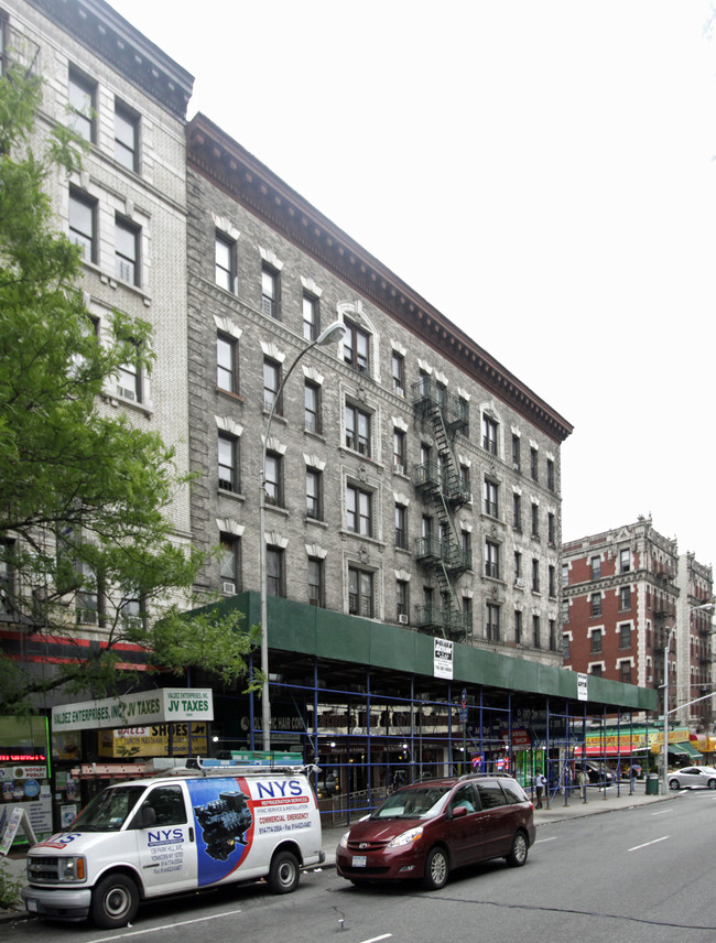 3860-3866 Broadway in New York, NY - Building Photo - Building Photo