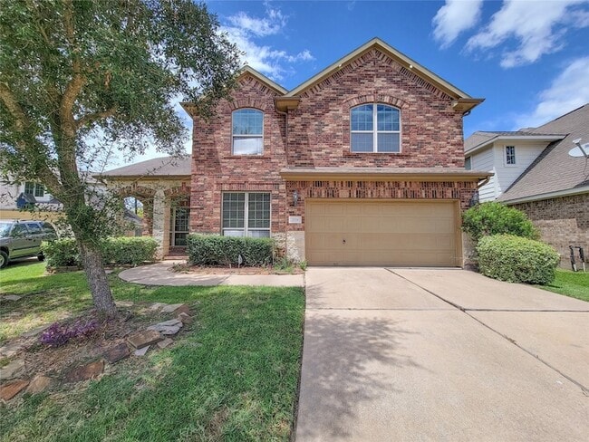 property at 2210 Pearl Bay Ct