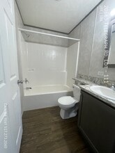 20665 Telegraph Rd in Brownstown Township, MI - Building Photo - Building Photo