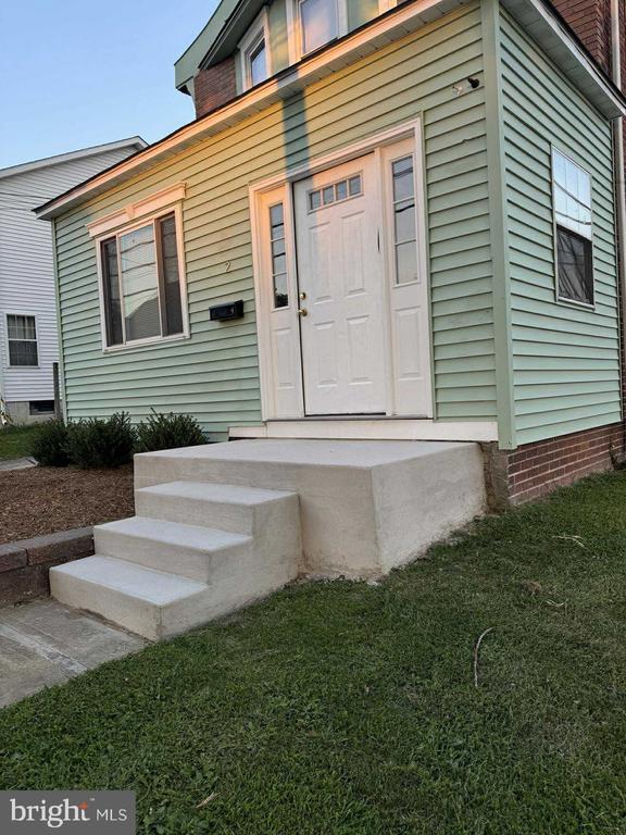 property at 2 E Mill Rd